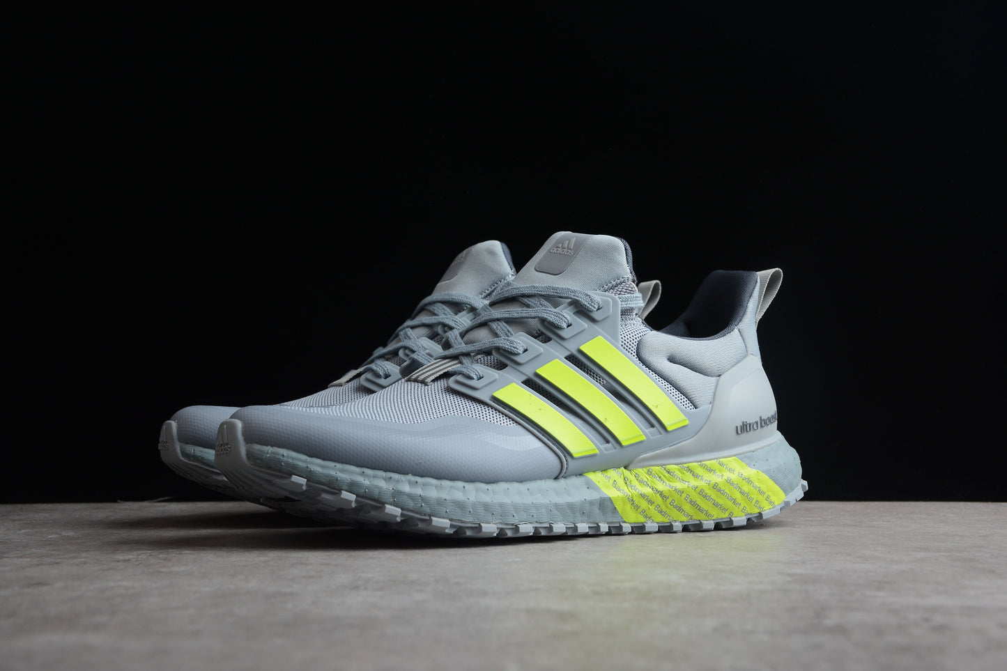 adidas UltraBoost 4.0 'Metallic Gold / Metallic Silver'