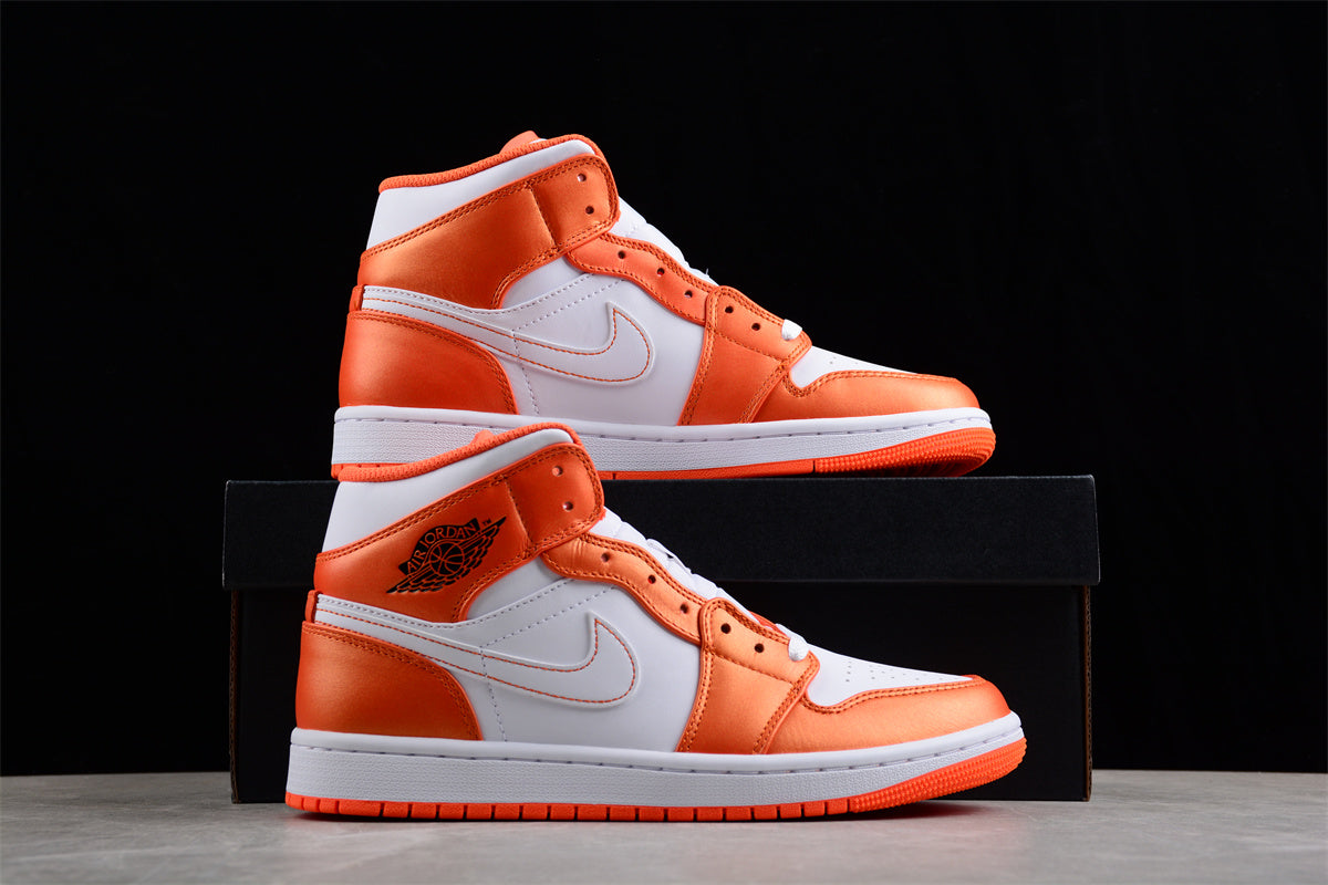Air Jordan 1 Mid SE "Electro Orange"