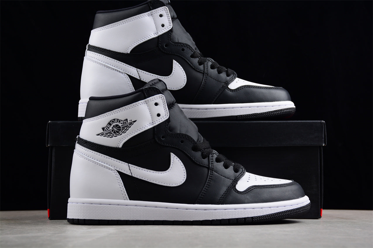 Air Jordan 1 High OG “Reverse Panda”