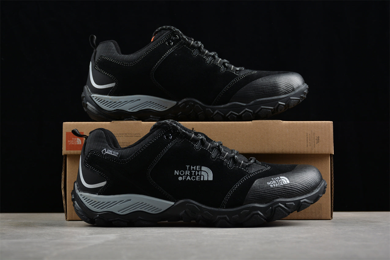 The North Face Cedar Mesa Low – Black