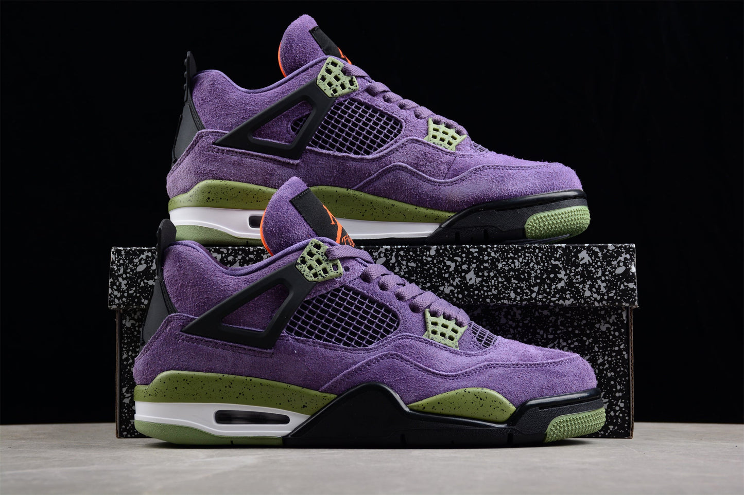 Air Jordan 4 Retro "Canyon Purple"