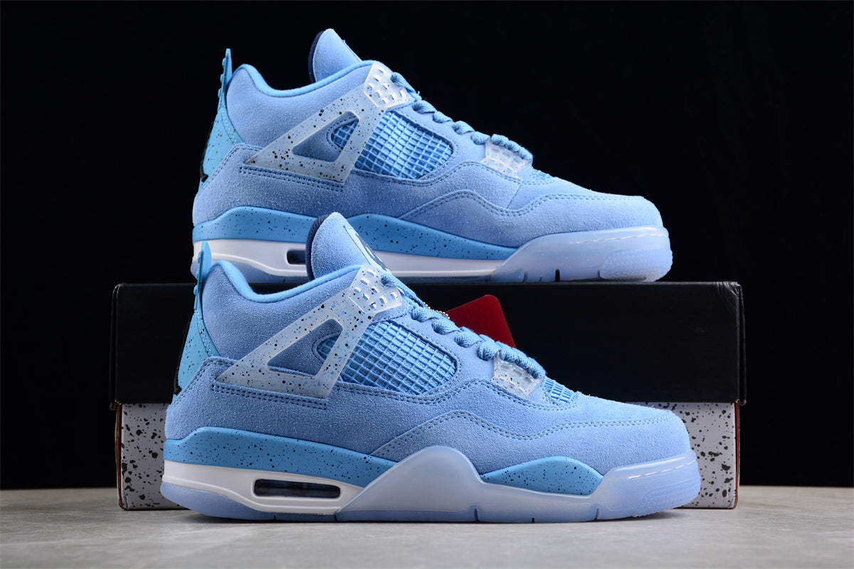 Air Jordan 4 Retro UNC PE
