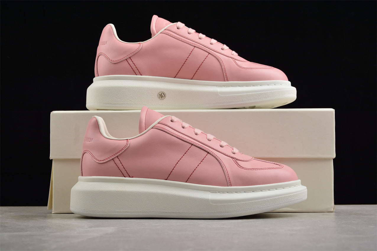 Alexander McQueen Oversized Sneakers in Pink