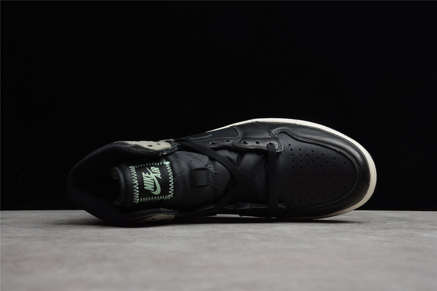 Air Jordan 1 High OG “Light Army”