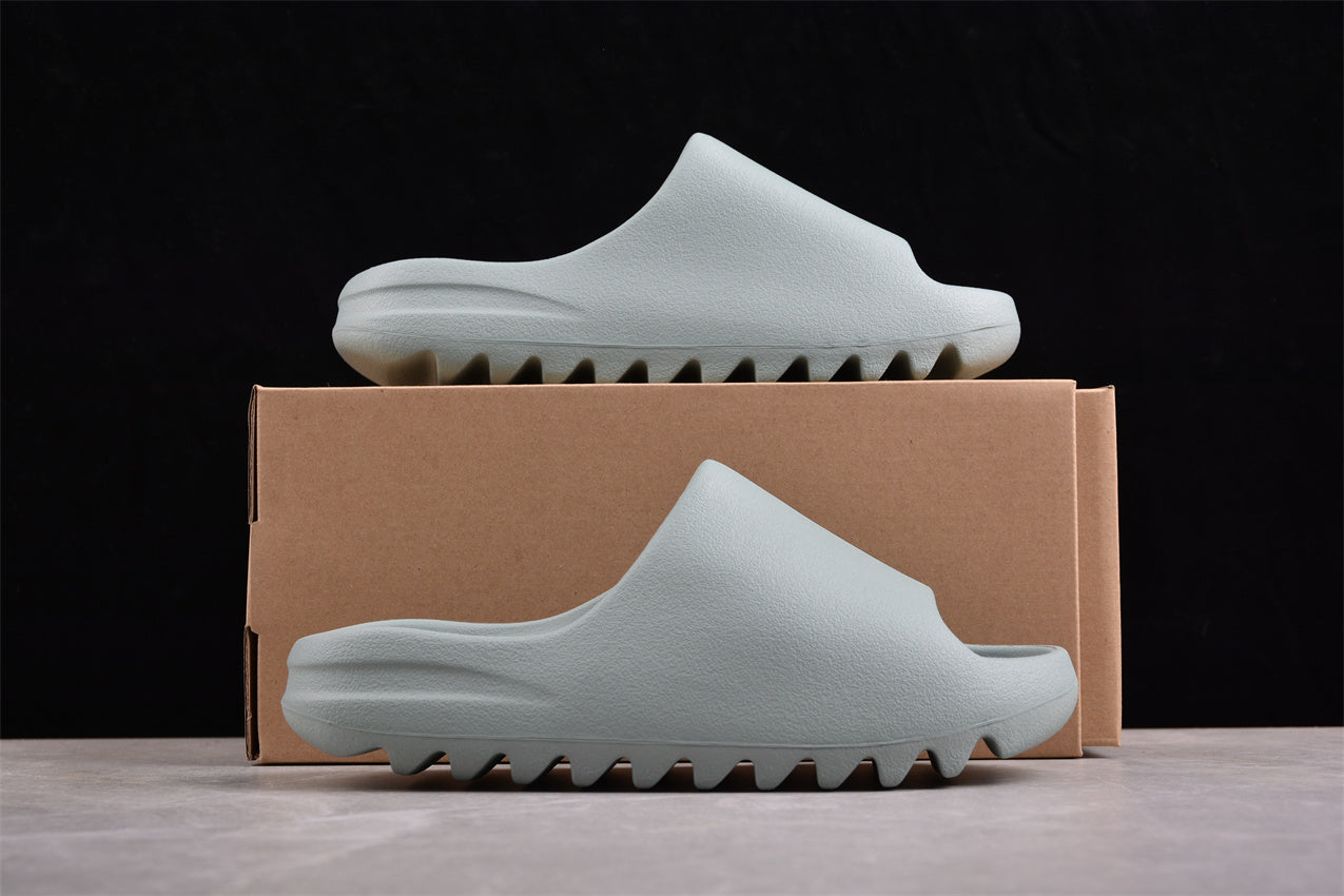 Yeezy Slide Resin