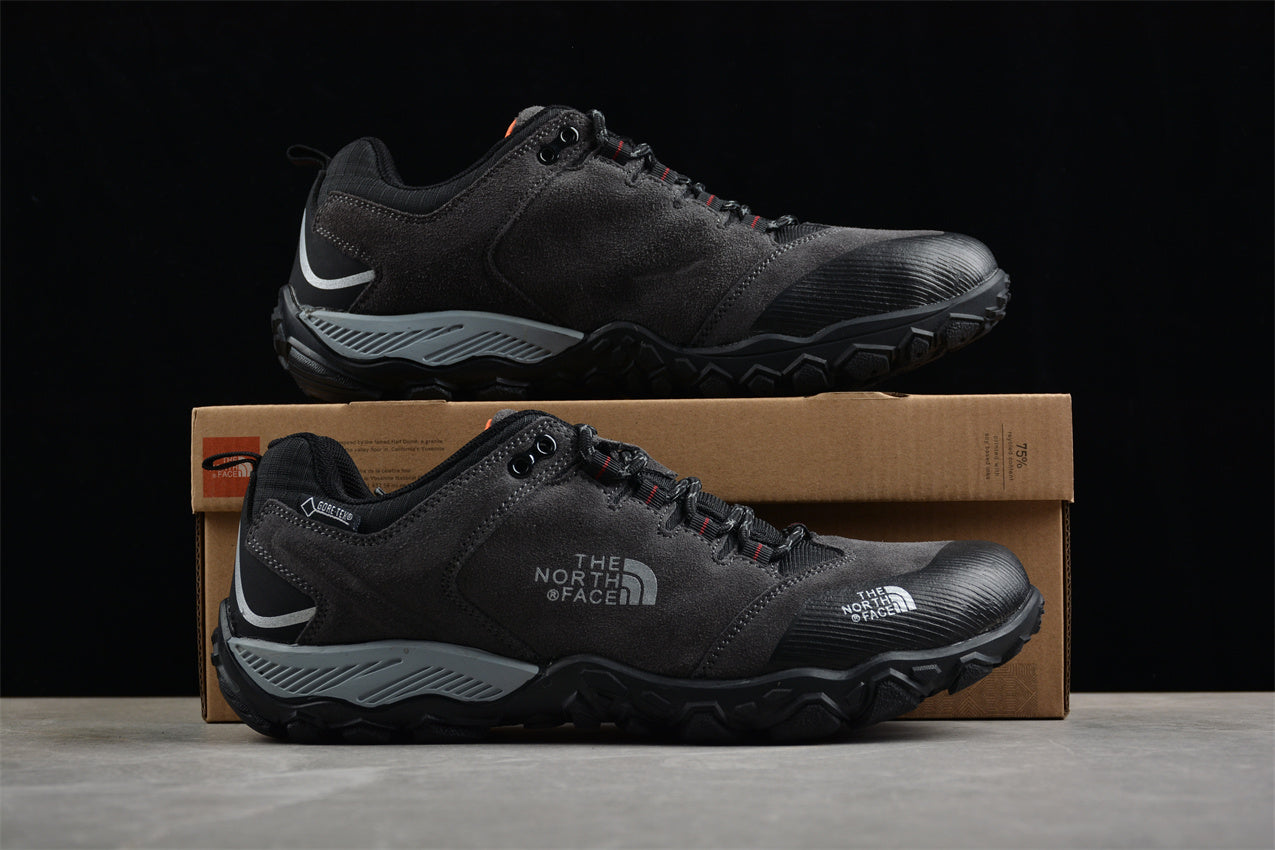 The North Face Cedar Mesa Low – Grey