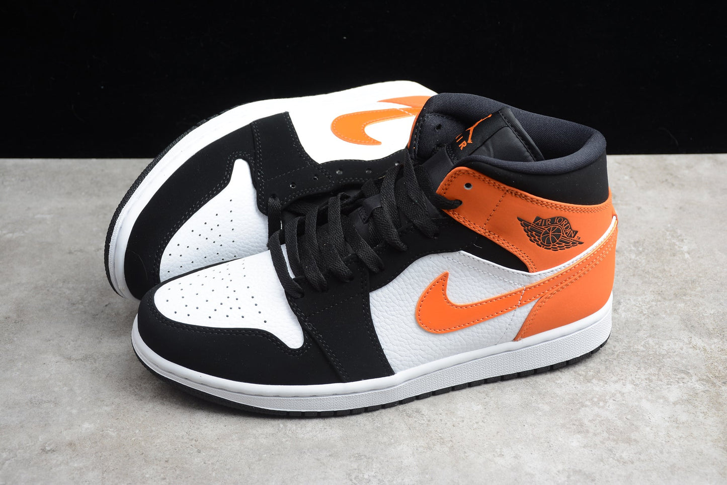 Nike Air Jordan 1 Mid “Shattered Backboard”