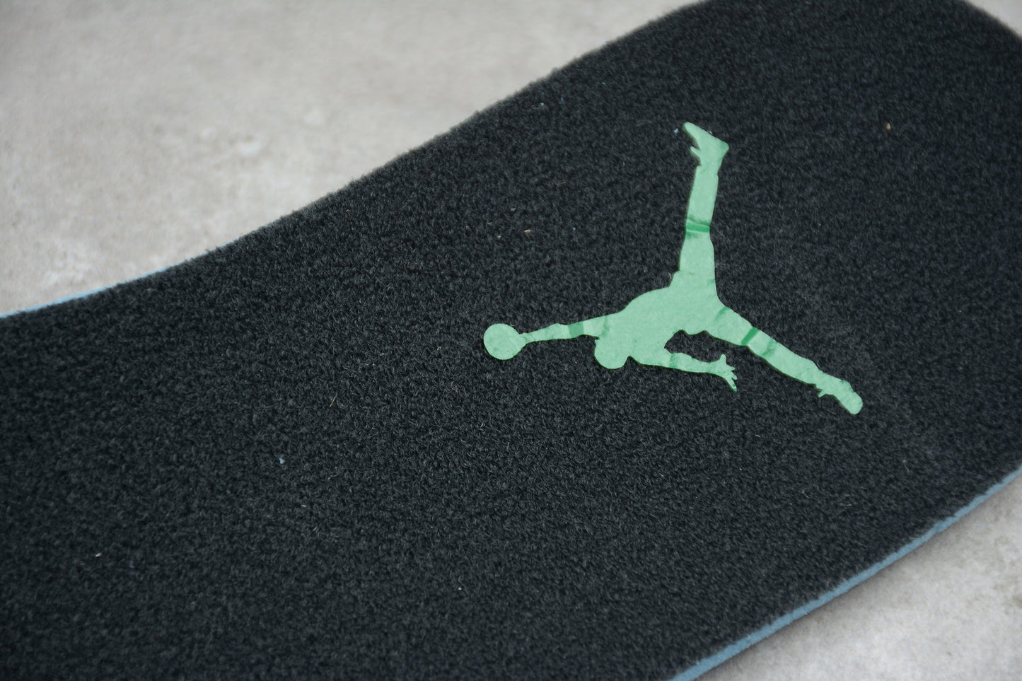 NIKE AIR JORDAN 1 MID "PINE GREEN"