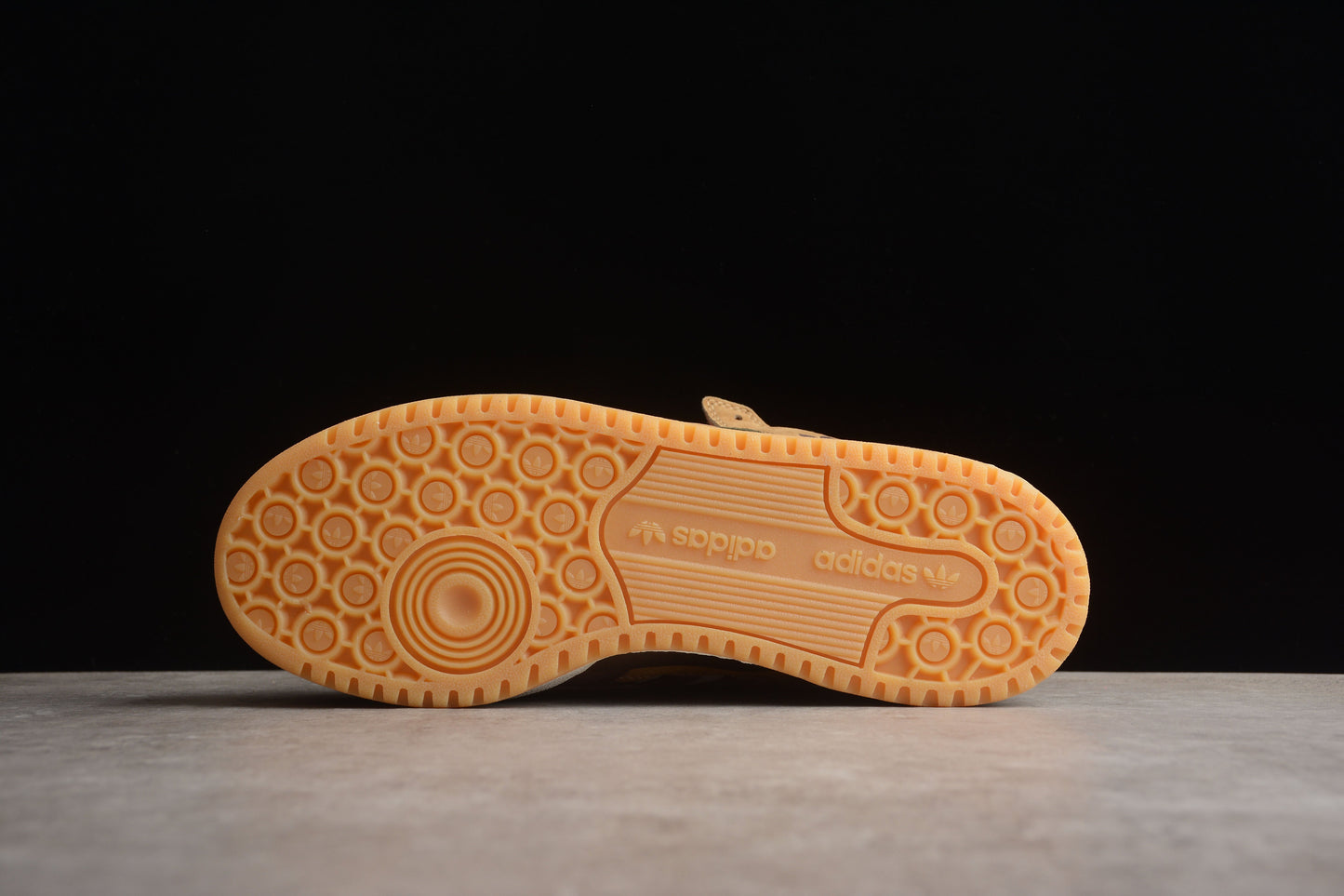 adidas Forum 84 Low CL in Alumina, Branch Brown,