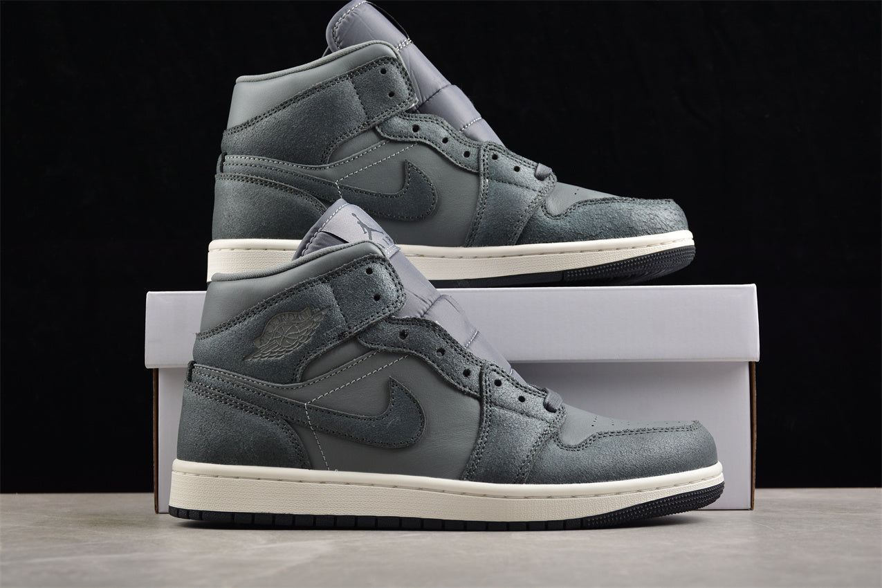 Air Jordan 1 Mid "Distressed Smoke Grey"