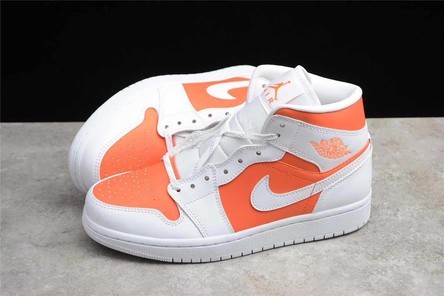 Air Jordan 1 Mid SE “Bright Citrus”