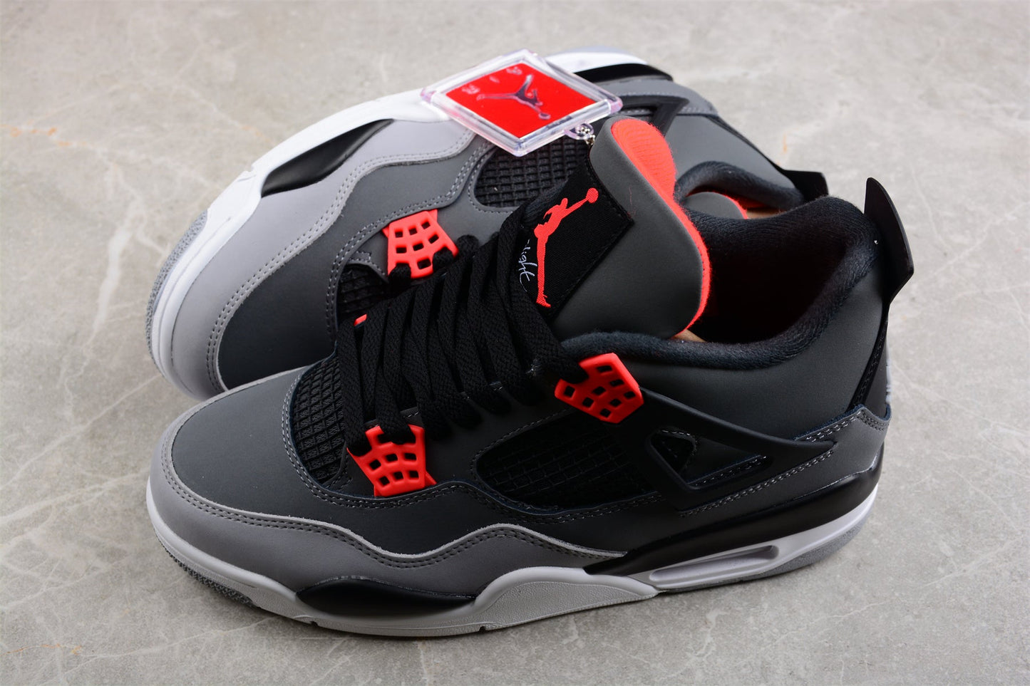 Air Jordan 4 Retro "Infrared"