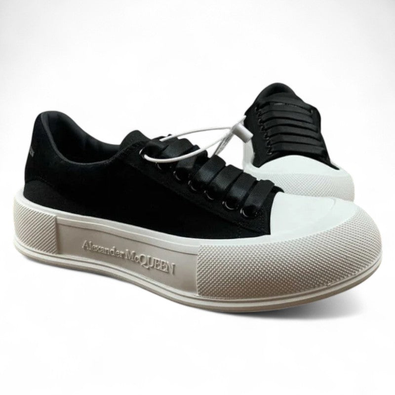 Alexander McQueen Vulcanized Sneakers – Black White
