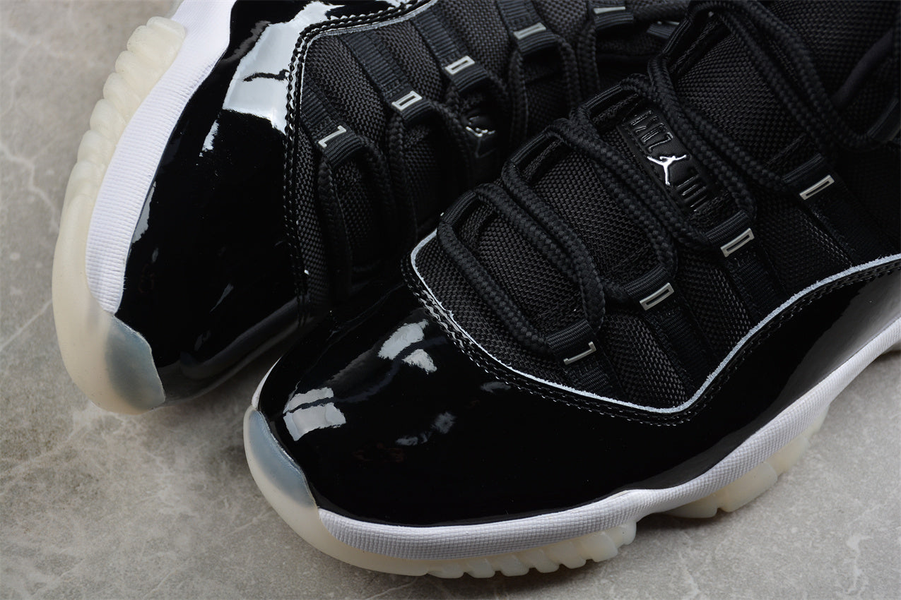 Air Jordan 11“25th Anniversary”