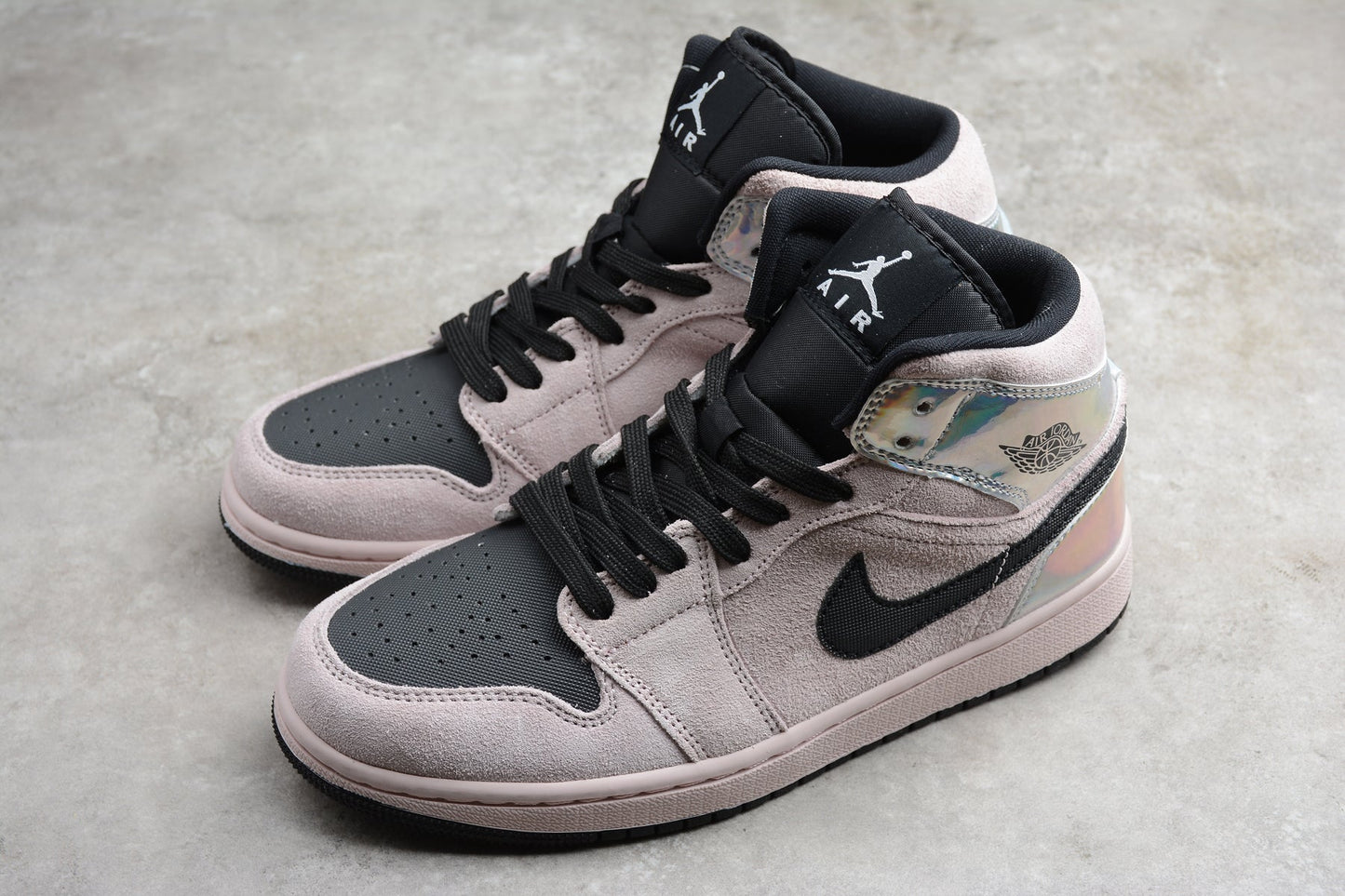 Air Jordan 1 Mid "Iridescent"