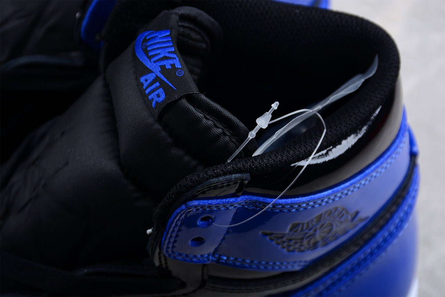 Nike Air Jordan 1 High – Patent Royal