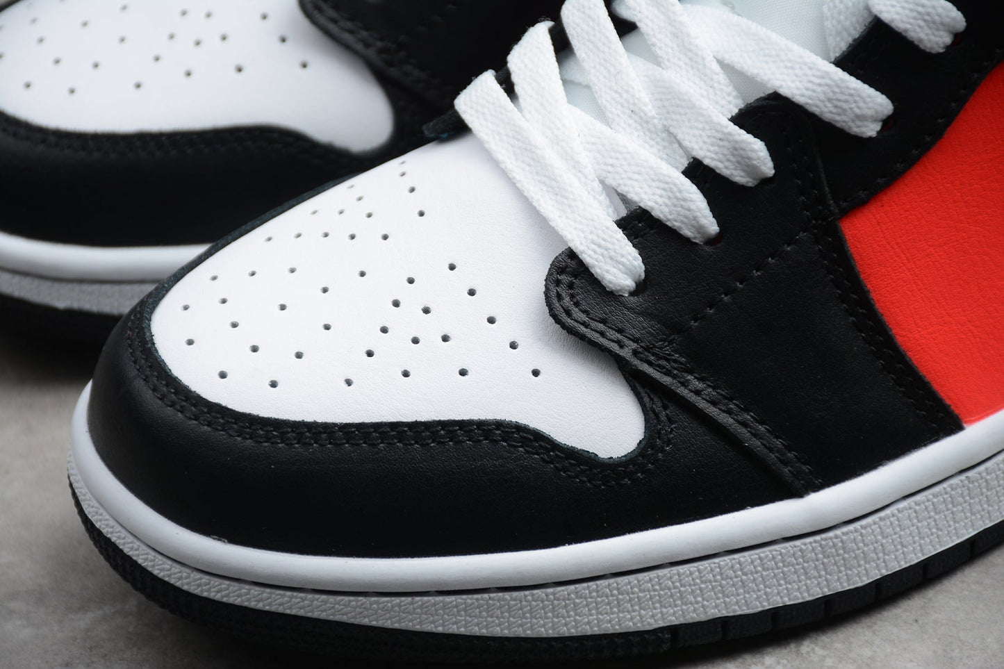 Air Jordan 1 Mid “Game Time”