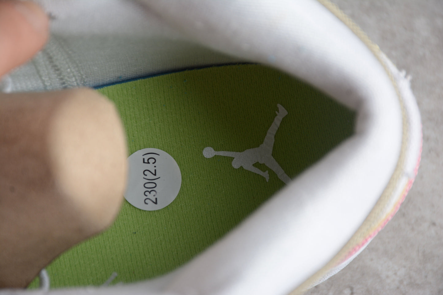 Nike Air Jordan 1 Mid SE White/Vivid Green