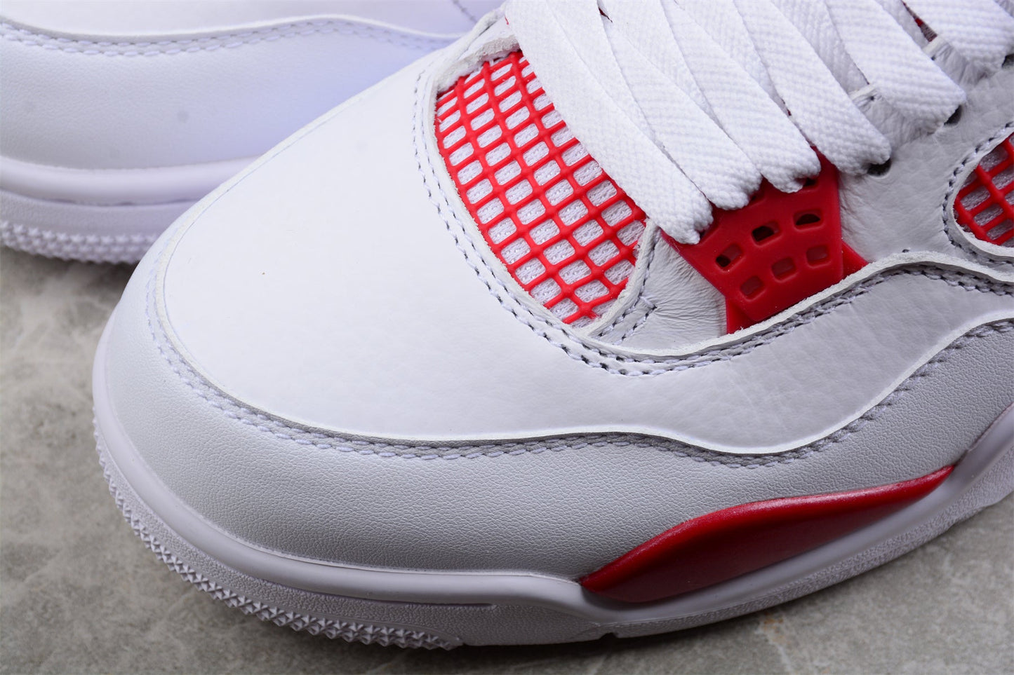 Air Jordan 4 Retro “Metallic Red” Motorsports