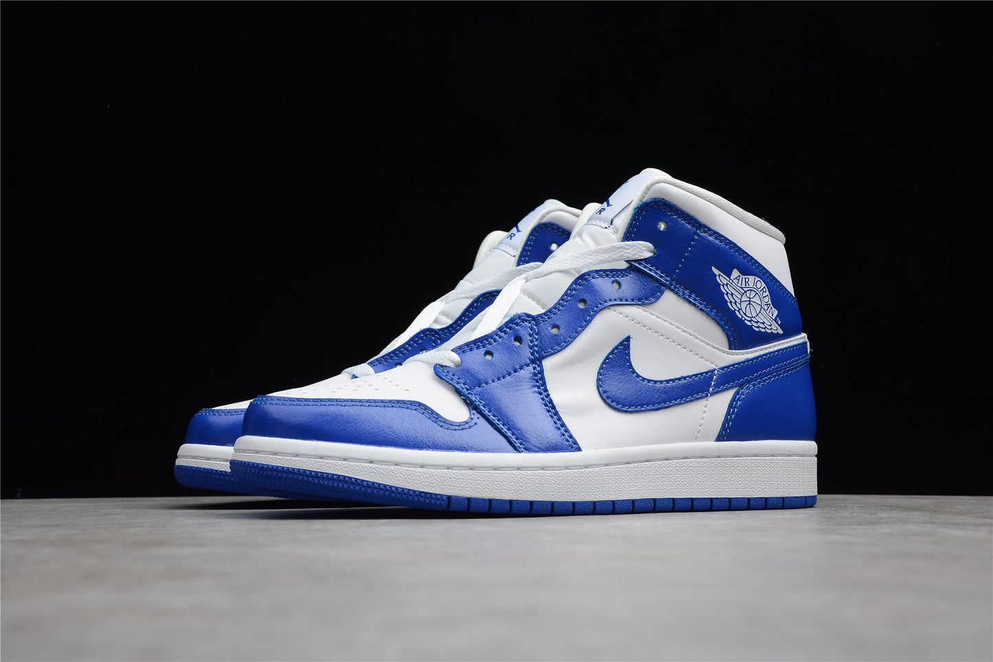 Nike Air Jordan 1 Mid 'Kentucky Blue'