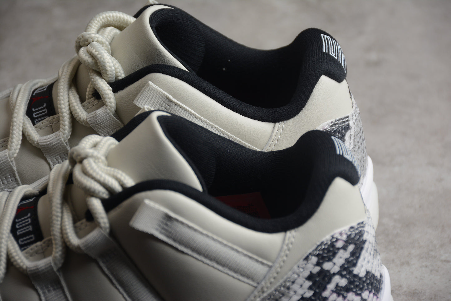Air Jordan 11 Retro Low " Pure Violet "