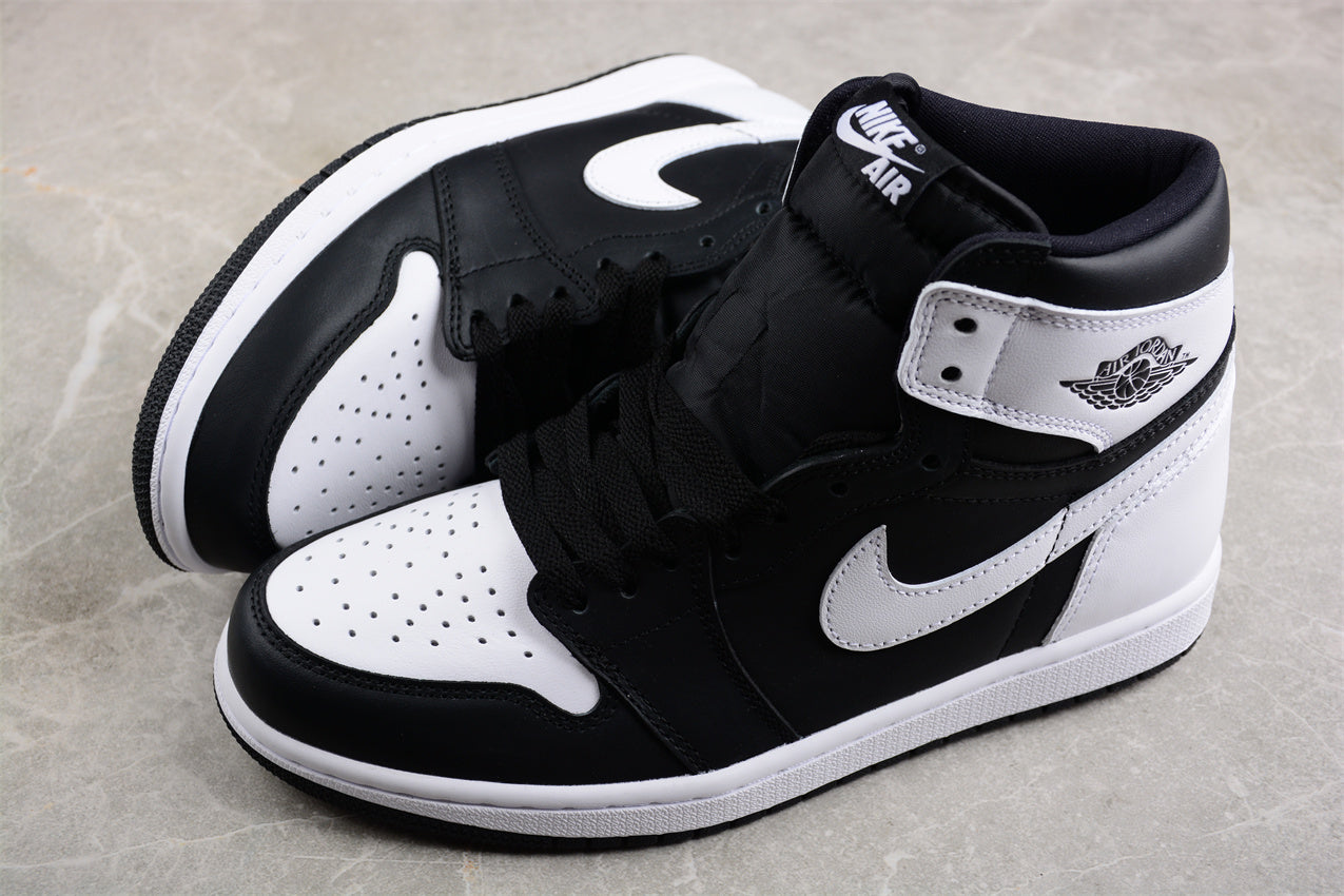 Air Jordan 1 High OG “Reverse Panda”