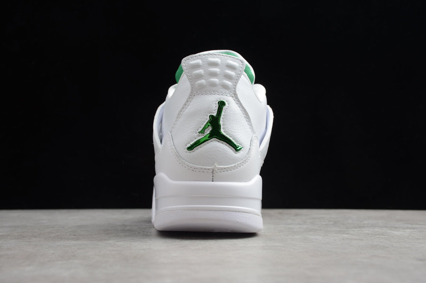 Air Jordan 4 Retro "Metallic Green"