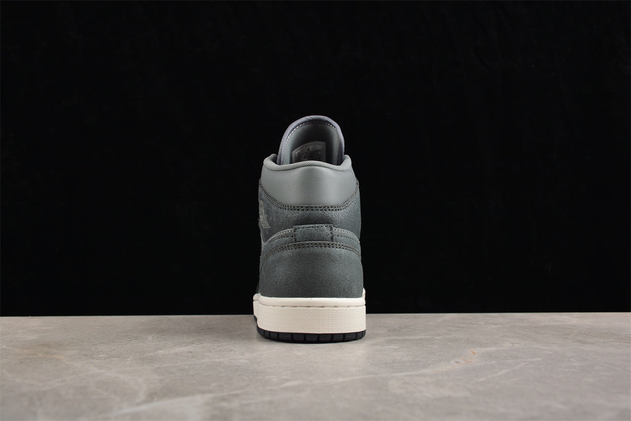 Air Jordan 1 Mid "Distressed Smoke Grey"
