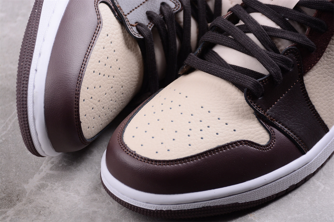 Nike Air Jordan 1 Mid SE "Paris YMCA"