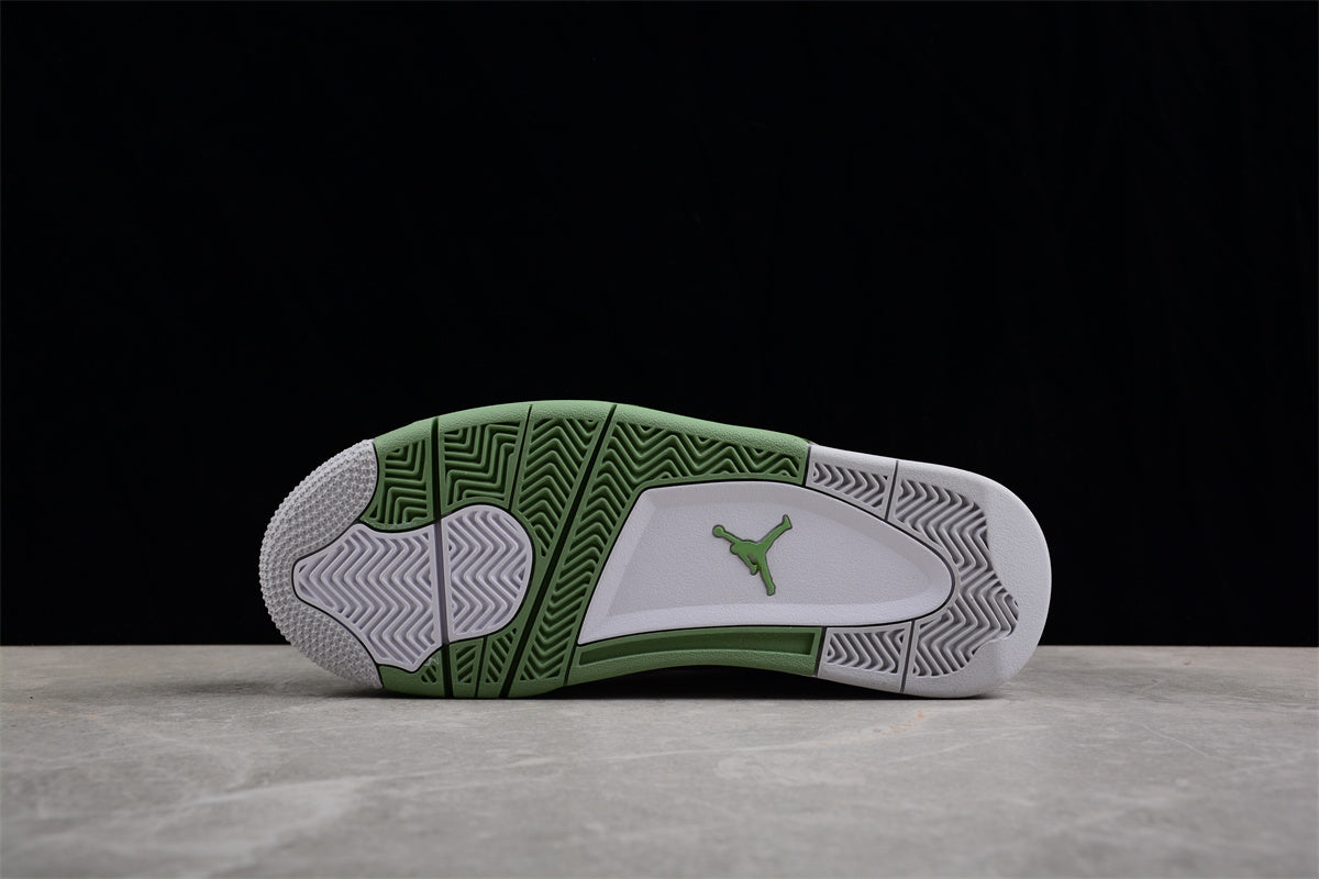 Air Jordan 4 Retro "Seafoam"