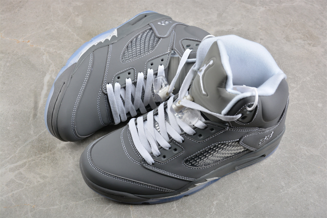Air Jordan 5 Retro "Wolf Grey"