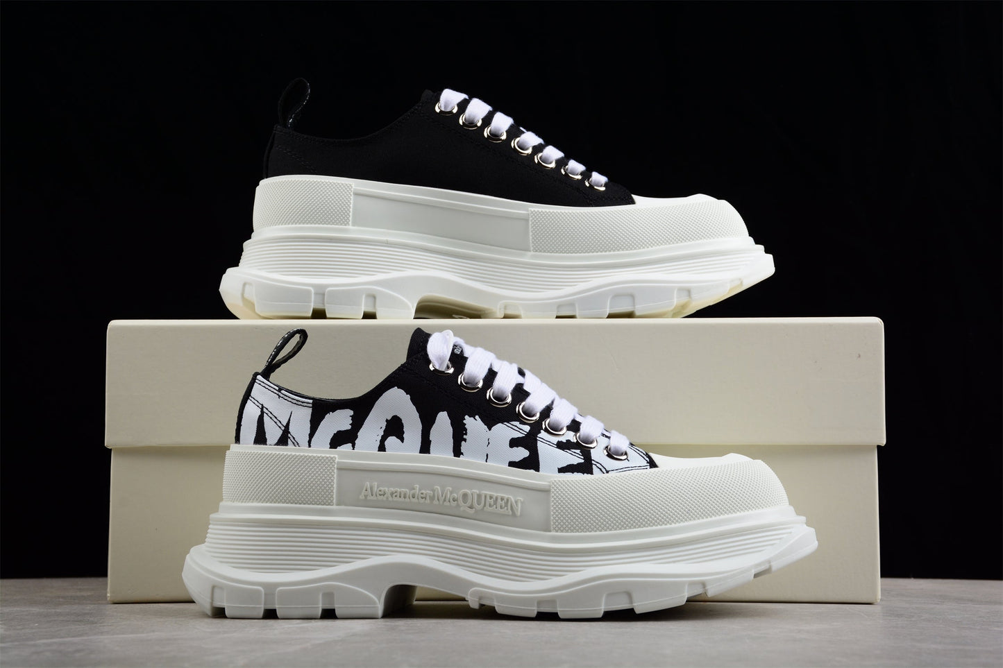 Alexander McQueen Tread Slick Low Lace-Up – Canvas Graffiti Black/White