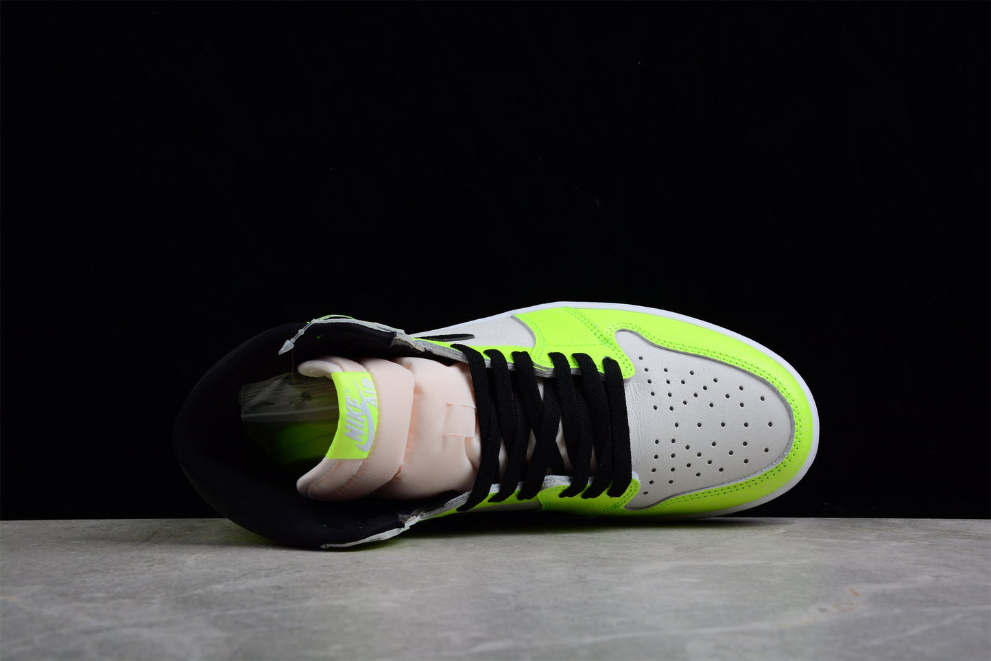 Air Jordan 1 High OG "Volt"