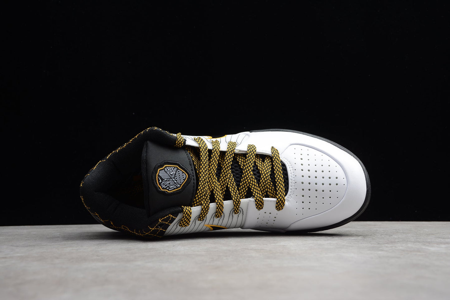 Nike Zoom Kobe 4 Protro “Del Sol”