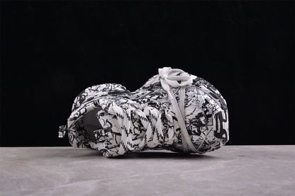 Balenciaga 3XL Extreme Graffiti White & Black