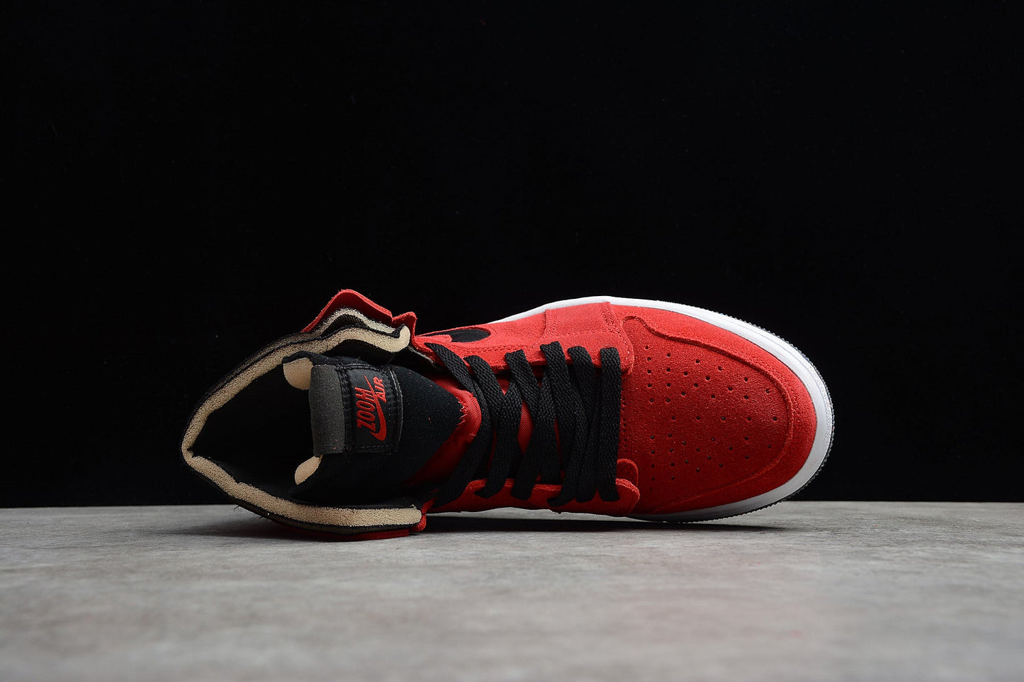 Nike Air Jordan 1 High Zoom CMFT