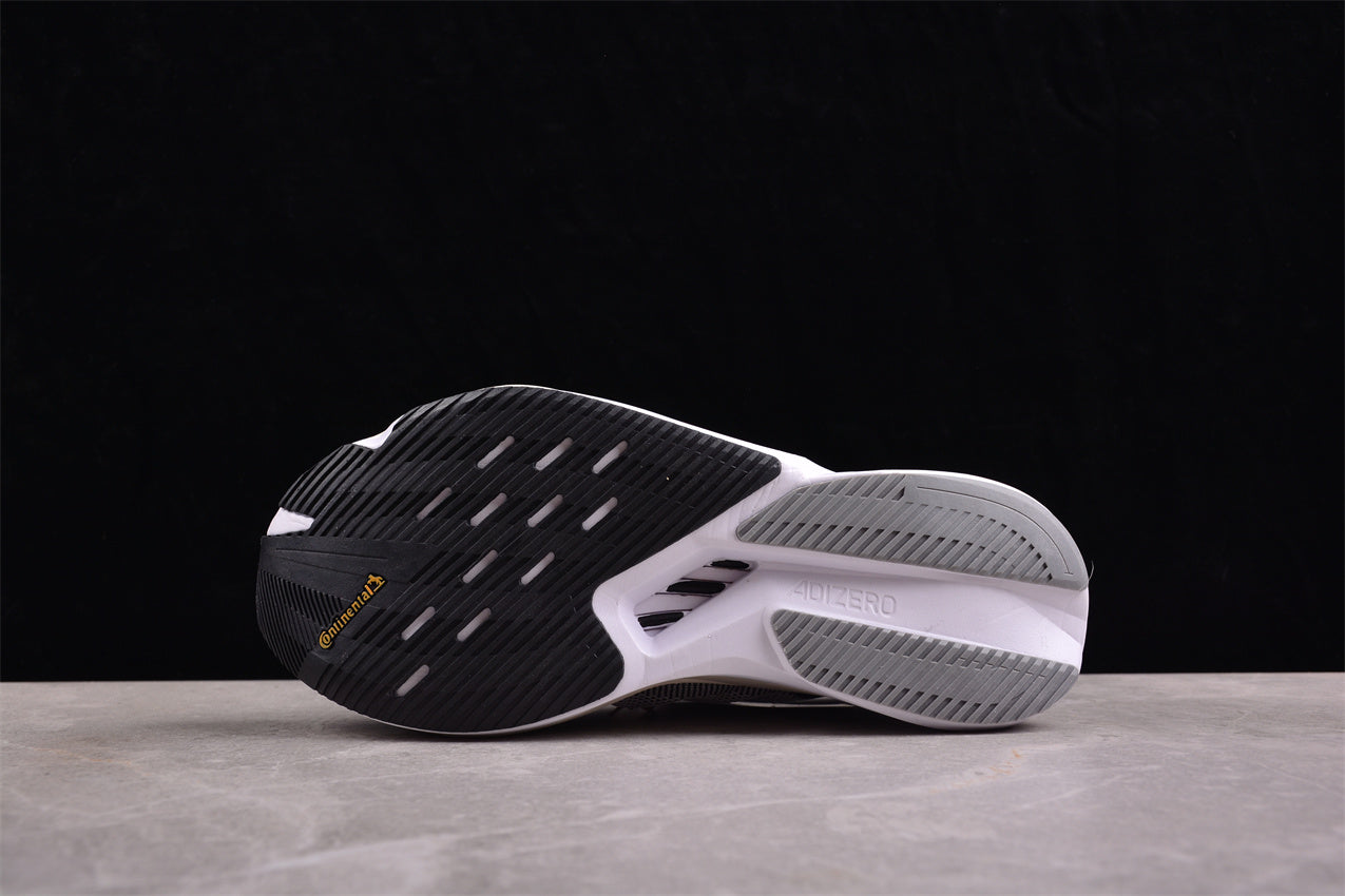 Adidas Adizero Boston 12 Low in Black/White