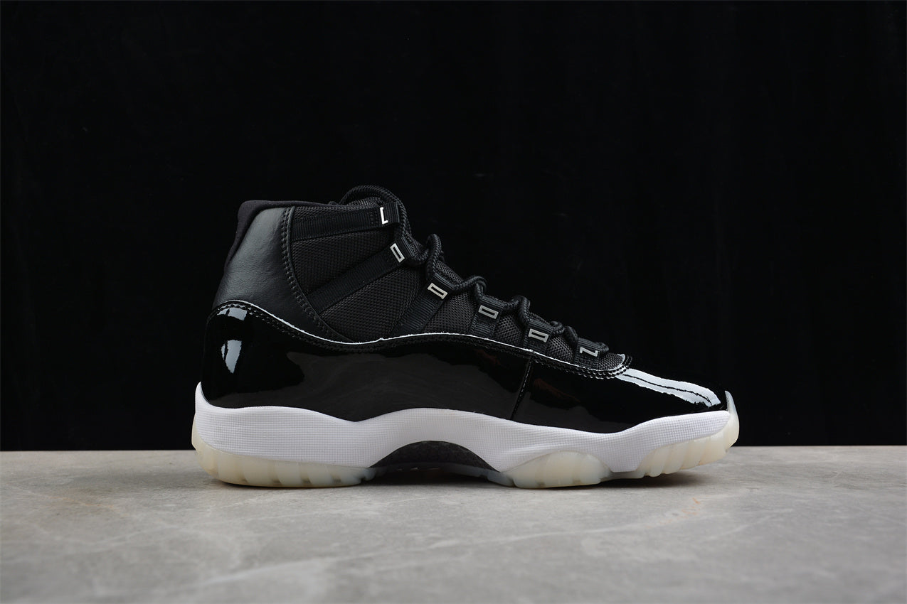 Air Jordan 11“25th Anniversary”