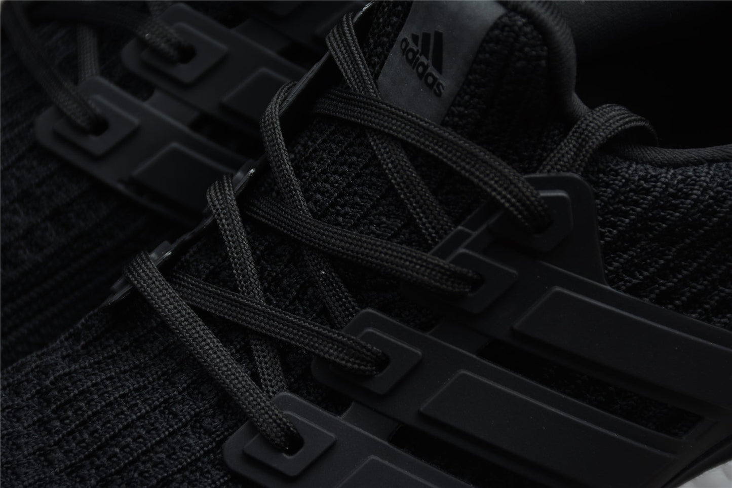 adidas Ultraboost 4.0 DNA "Black"