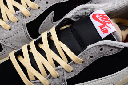 Travis Scott x Air Jordan 1 Low Reverse Mocha