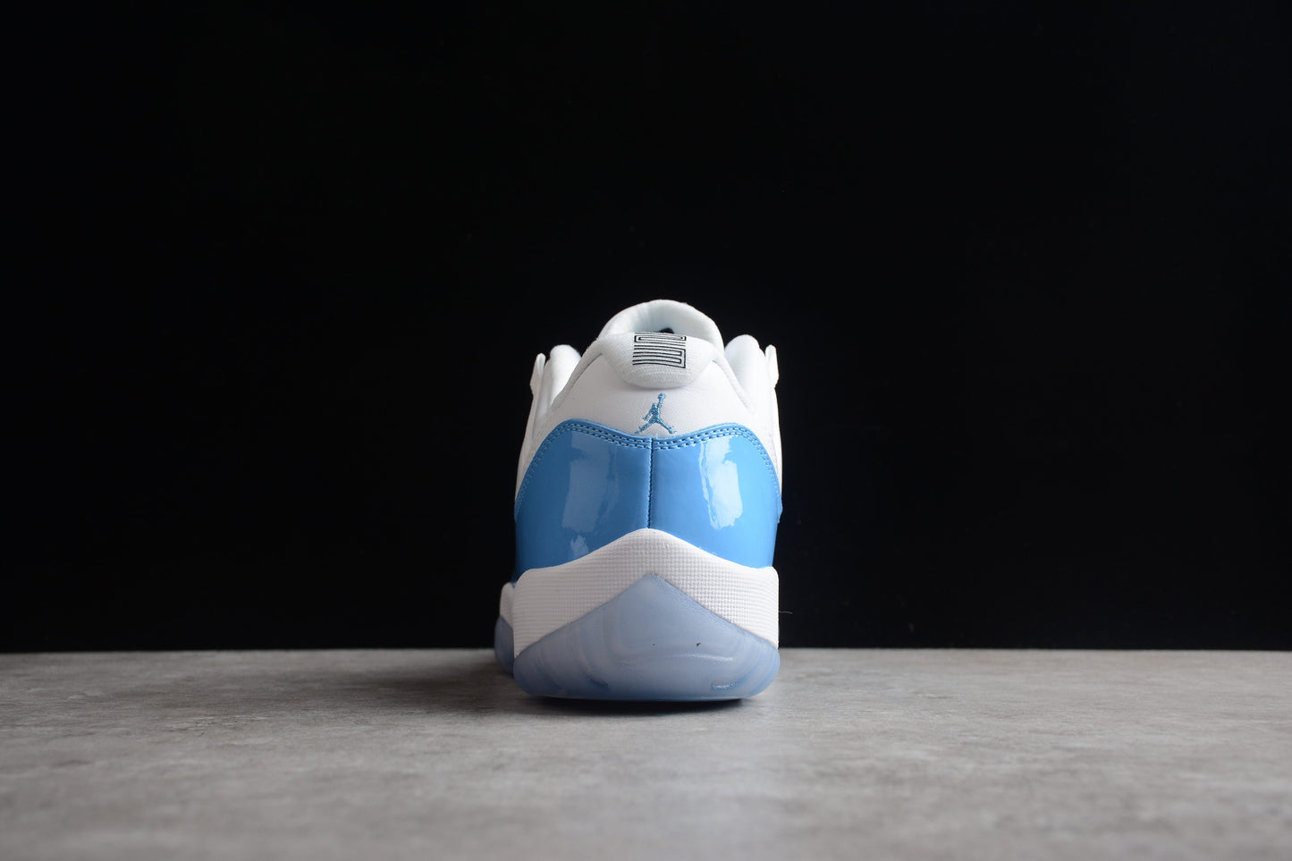 Air Jordan Retro 11 Low “Legend Blue”