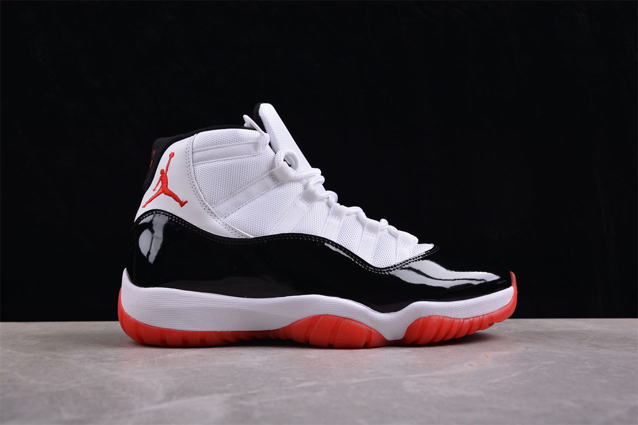 Nike Men's Air Jordan 11 Retro Low "Concord Bred"