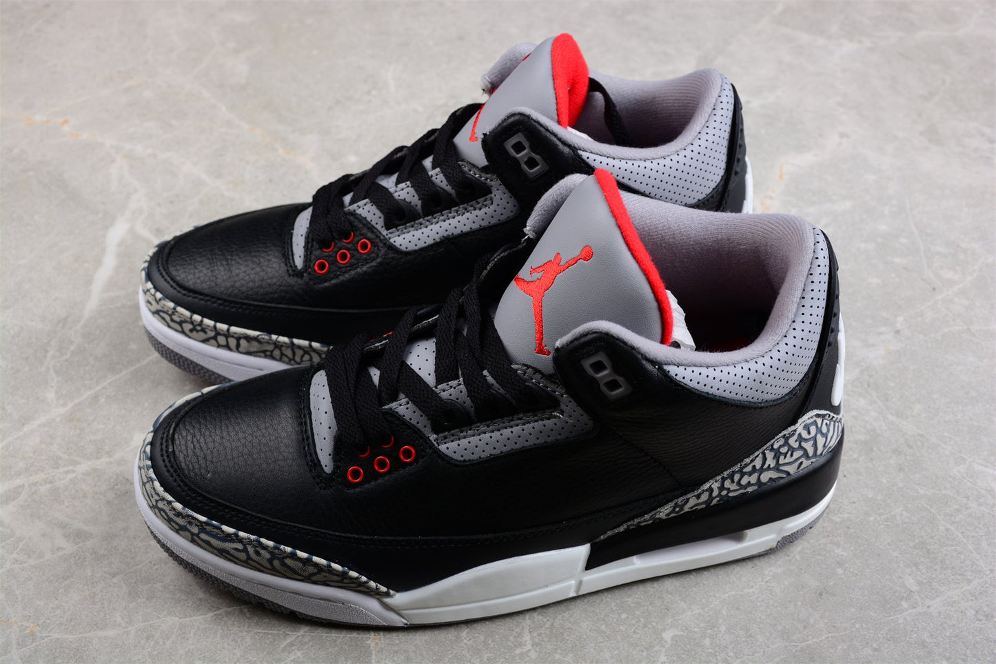 Air Jordan 3 Retro "Black Cement"