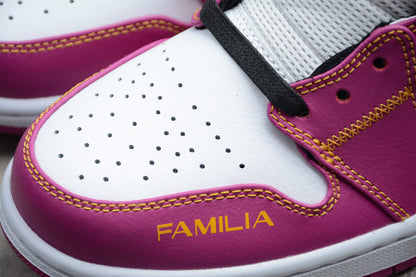 Nike Air Jordan 1 Mid Familia Sneakers