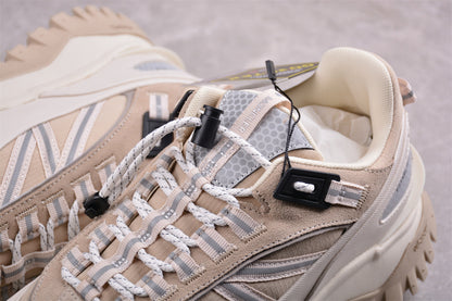 Moncler Trailgrip GTX Beige Sneakers