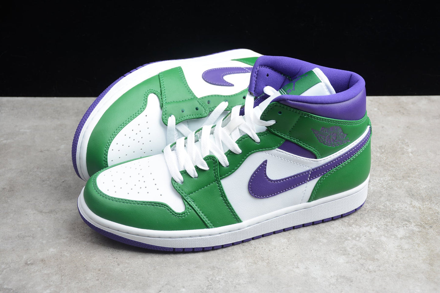 Nike Air Jordan 1 Mid "Incredible Hulk"