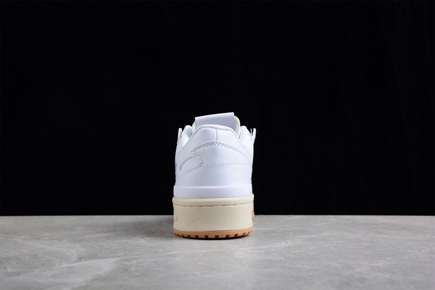 adidas Forum 84 Low "White/Blue Bird"