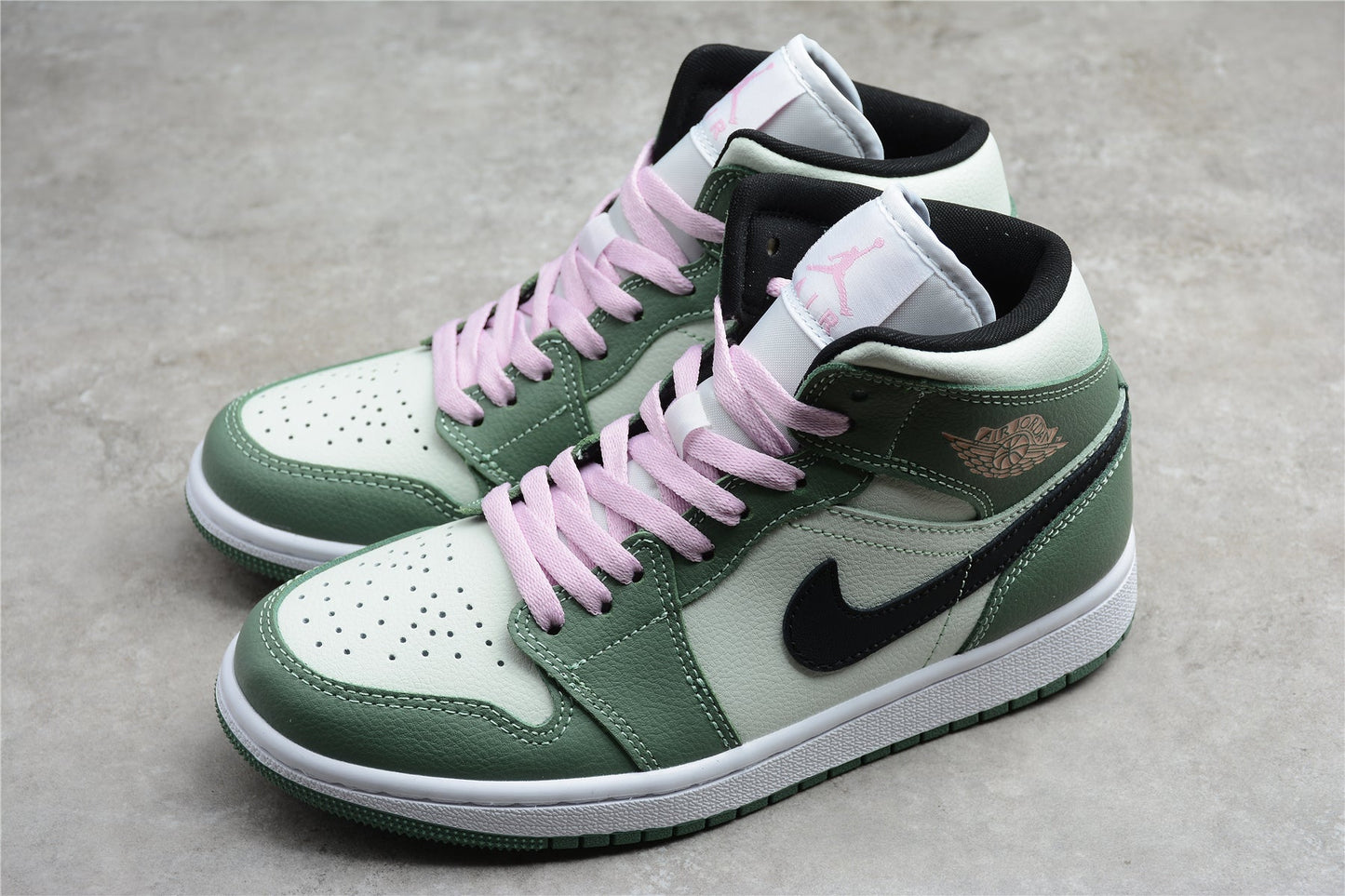 Air Jordan 1 Mid SE "Dutch Green"