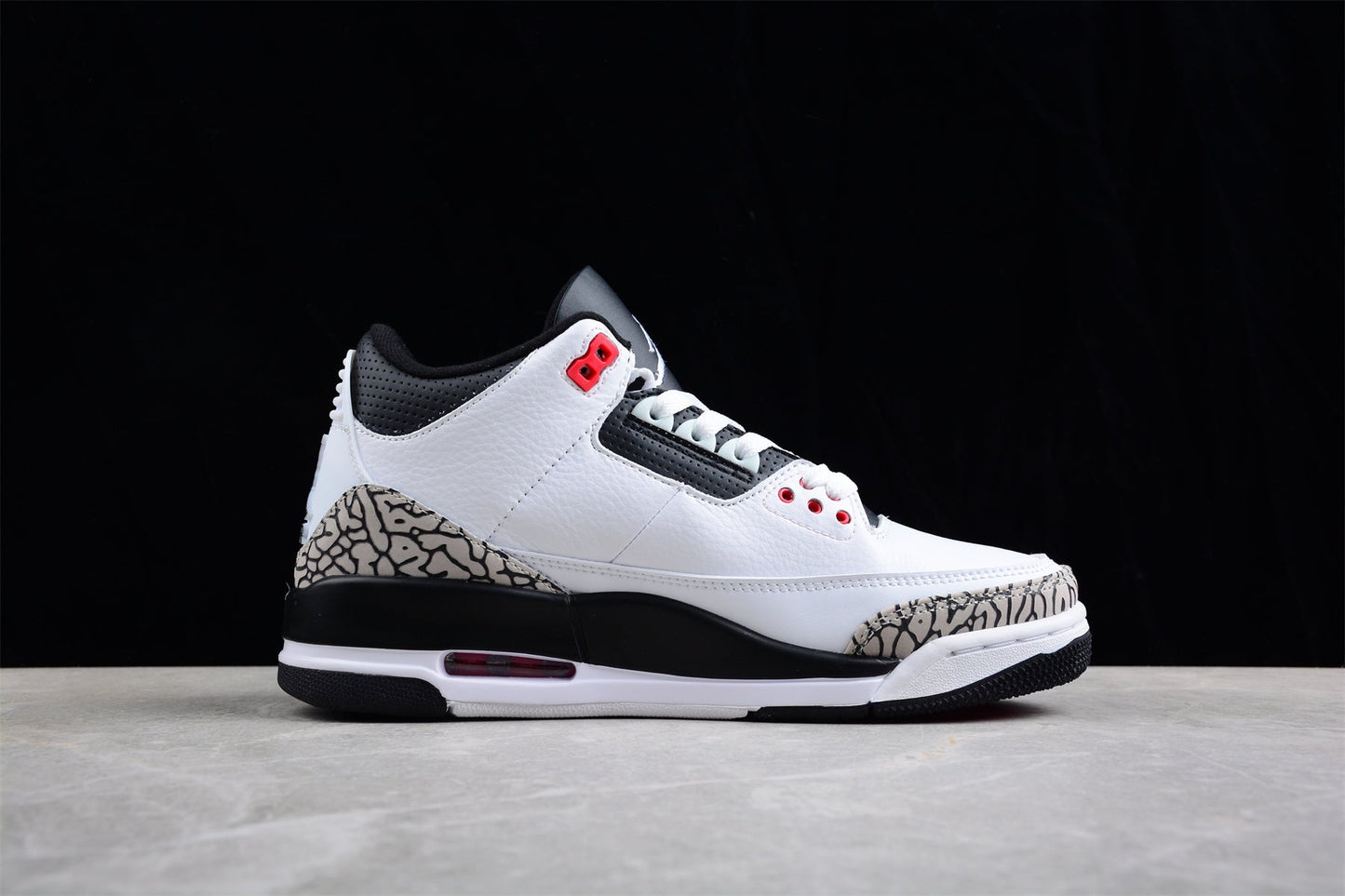 Air Jordan 3 Retro “Infrared 23”