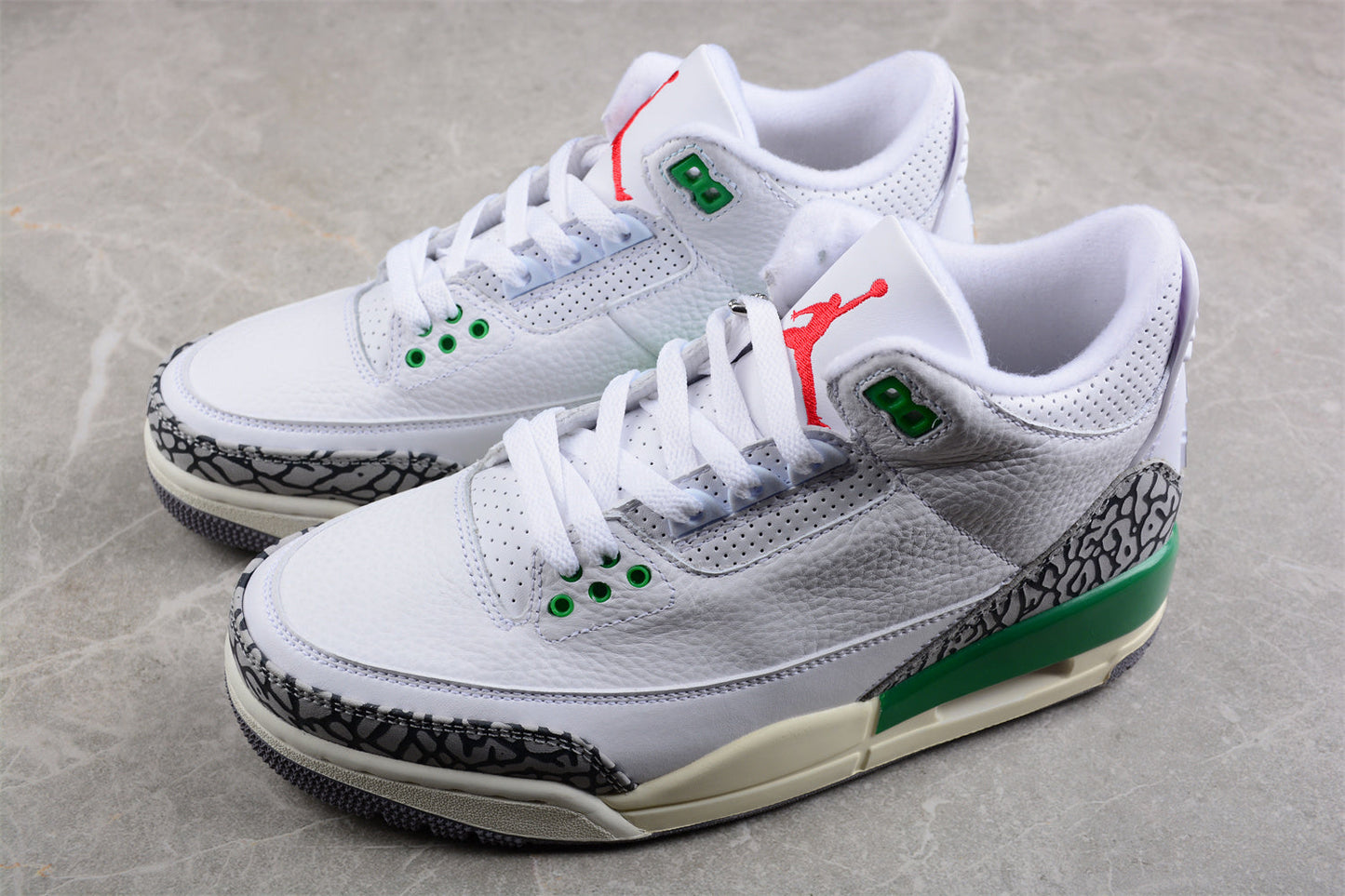 Air Jordan 3 Retro "Lucky Green"